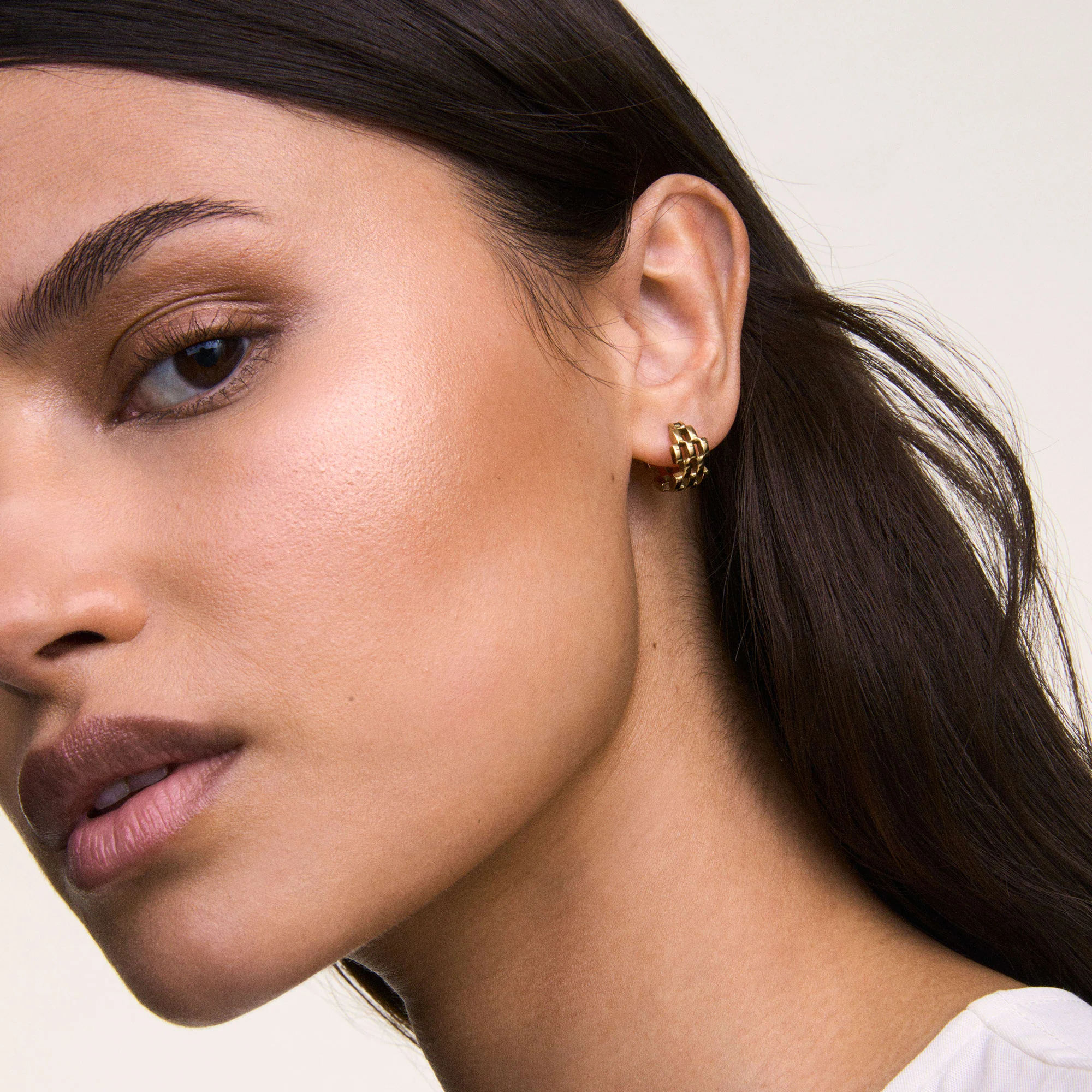 5-Link Earrings Gold - Image 2