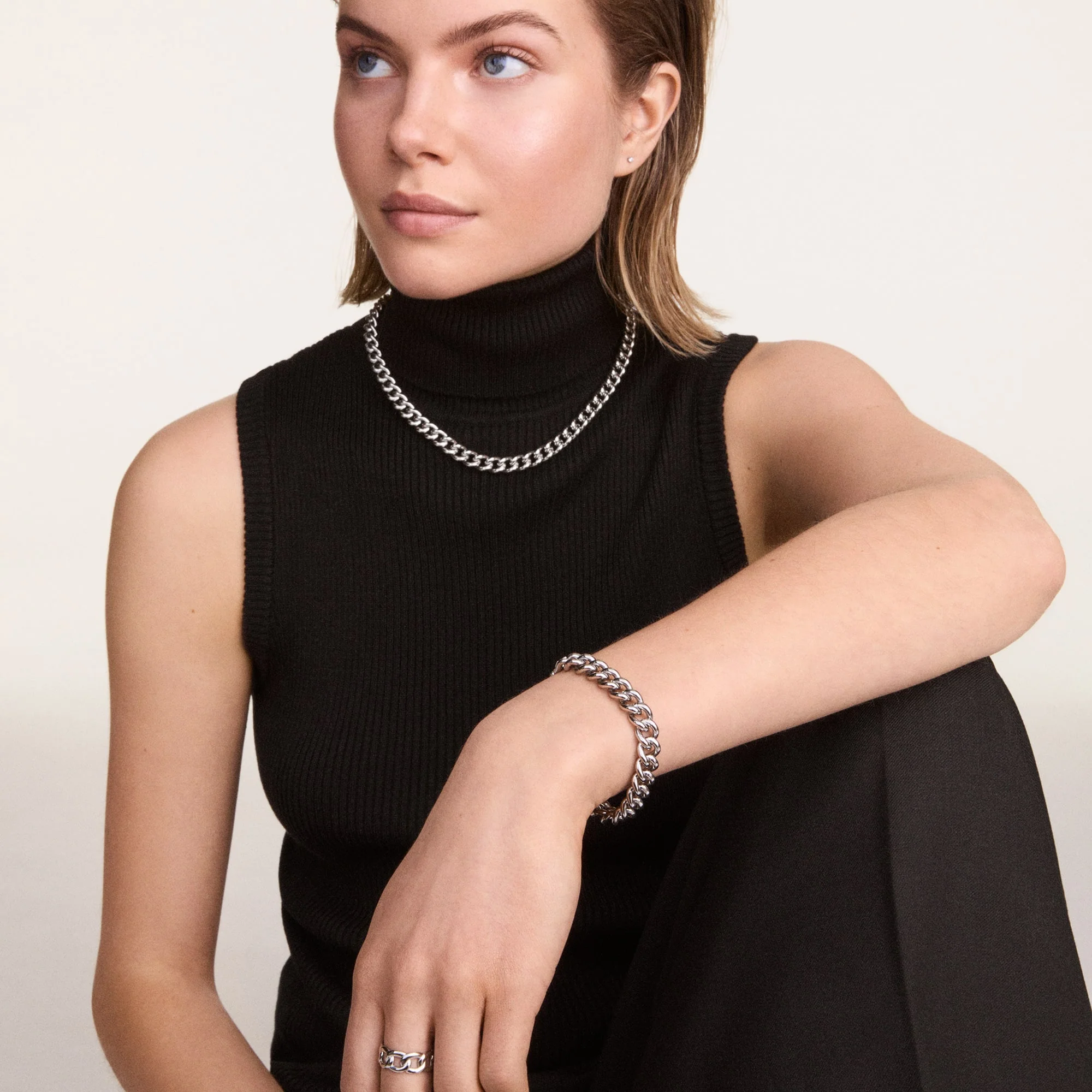 Chunky Chain Bracelet Silver - Image 2